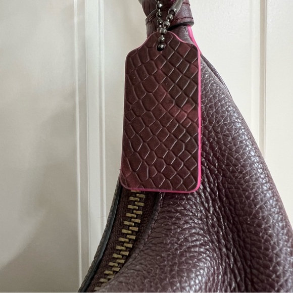 Coach Exotic Trim East West Harley Hobo in Oxblood - Picture 5 of 14